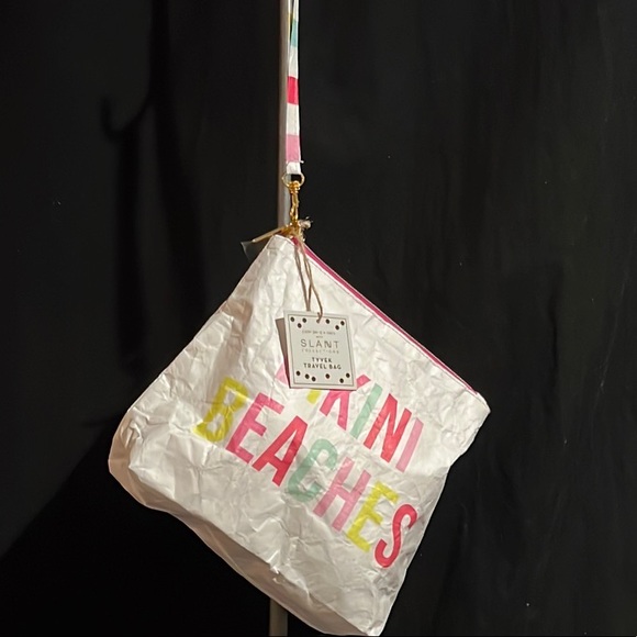 Slant rainbow stripes Tyvek travel bag with wristlet detachable clasp - NWT - Picture 11 of 11